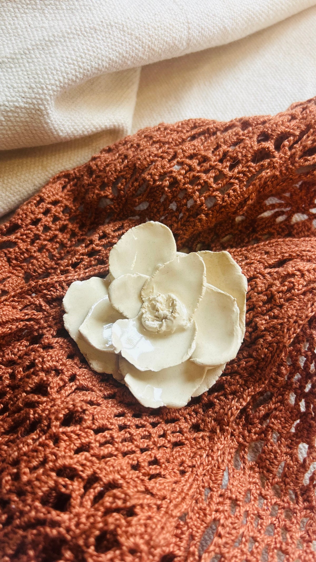 BROCHE CAMELIA