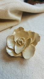 BROCHE CAMELIA