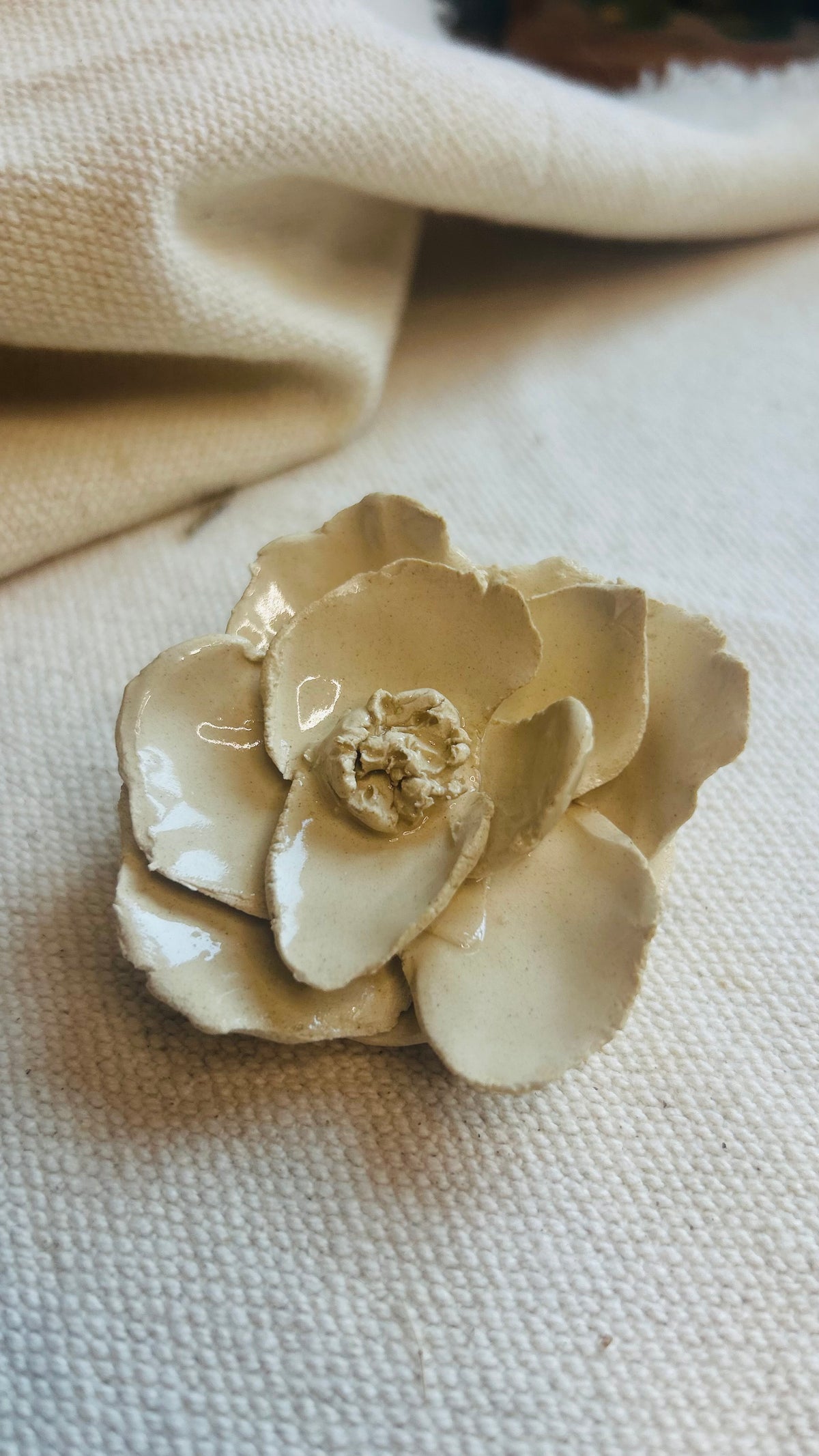 BROCHE CAMELIA